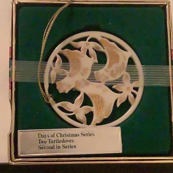 Lenox Ornament - Picture 2 of 3